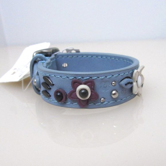 Coach NWT Blue Floral Applique Leather Bracelet 59081 - Picture 3 of 9